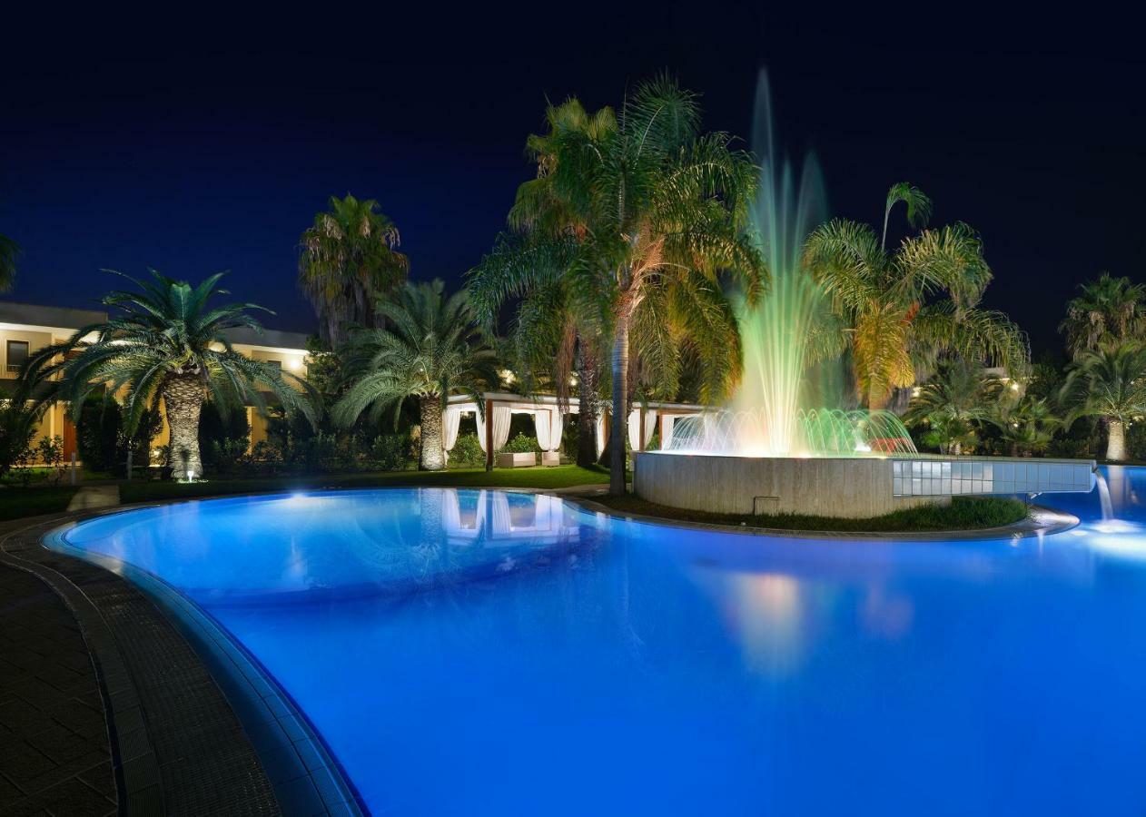 Minerva Resort Hotel Paestum Bagian luar foto